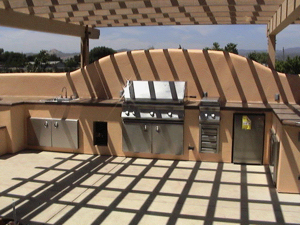 PERGOLAS, CABANAS, PATIOS