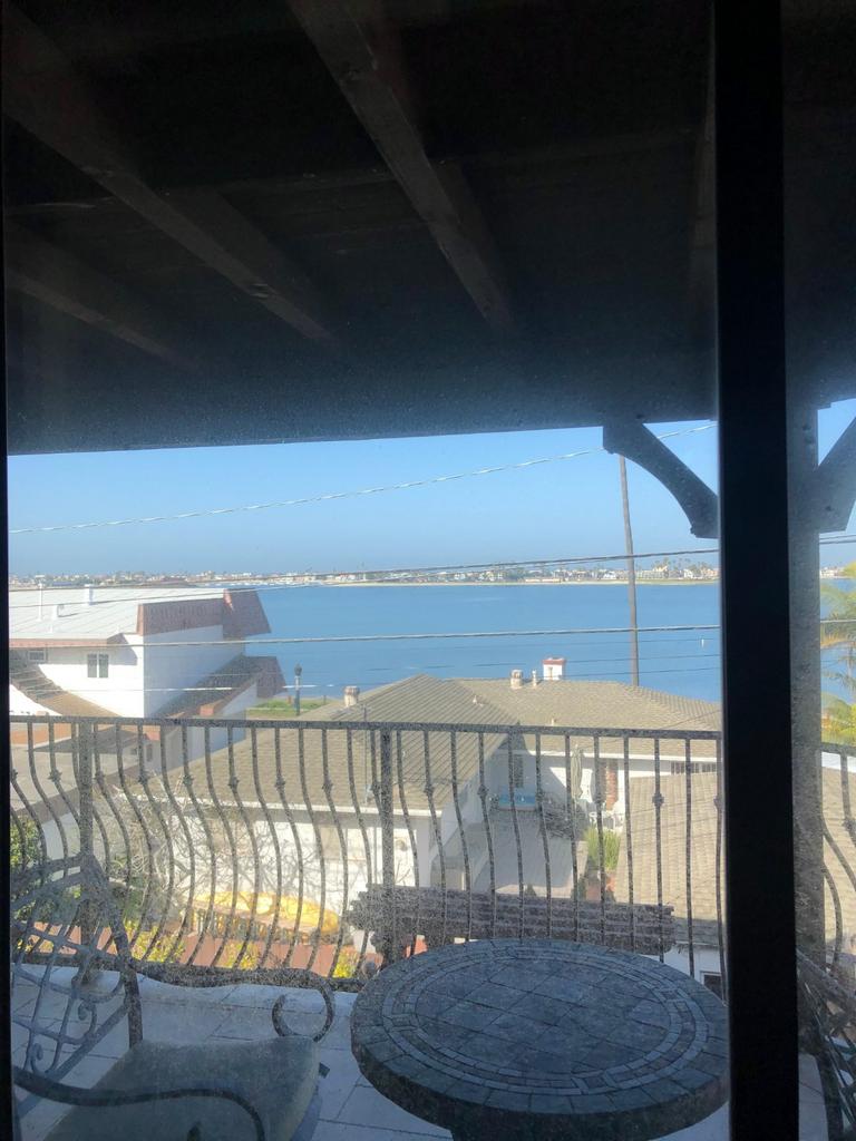 Socal Window and Solar Cleaning