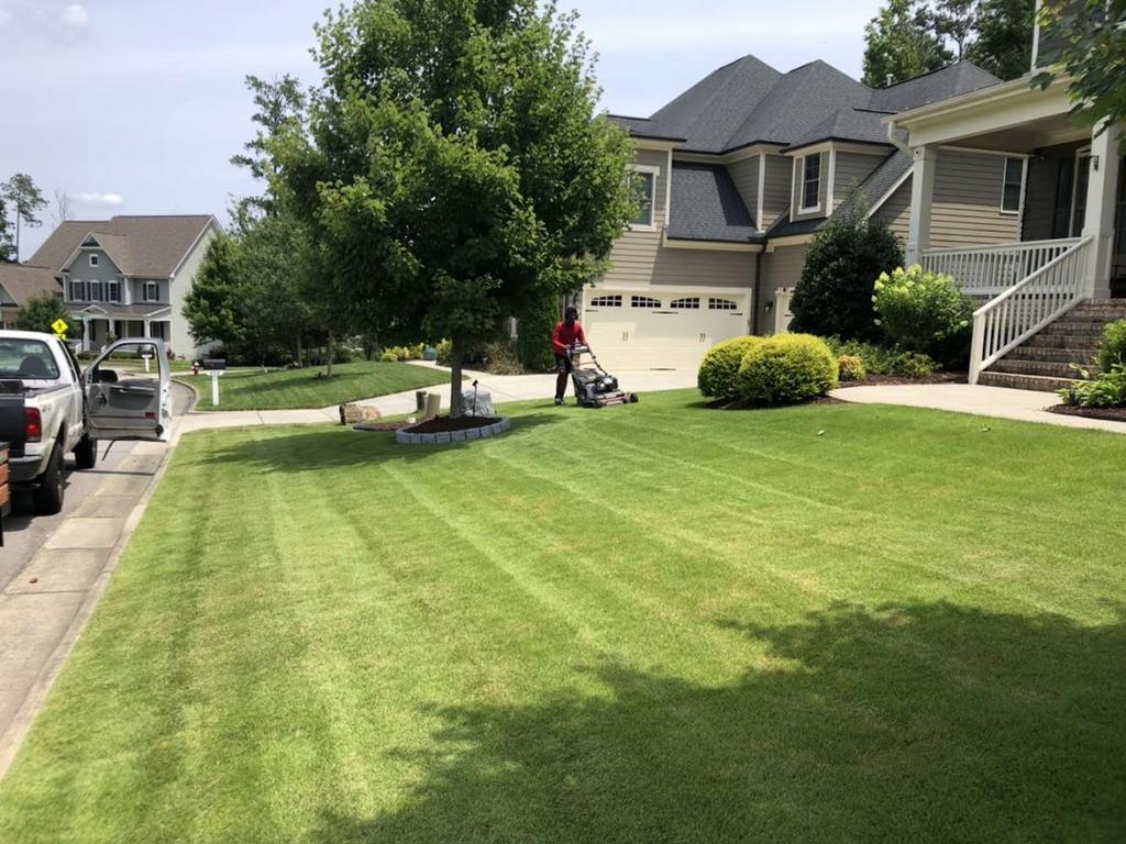 PeakScaping LLC Landscaper in Apex, NC