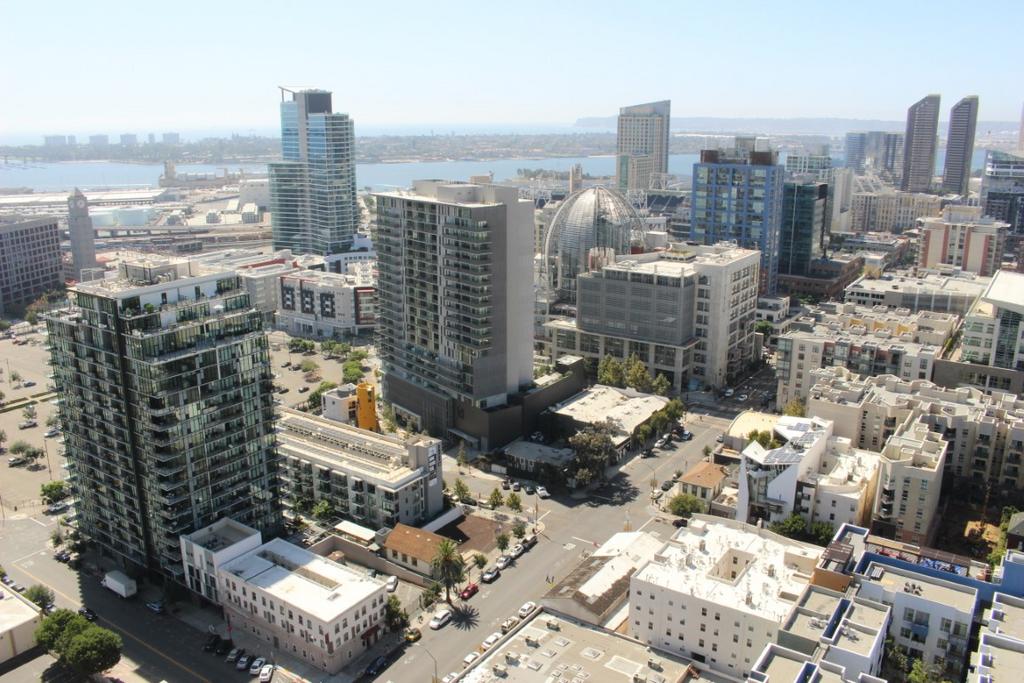 Pinnacle Towers 1&amp;2 San Diego