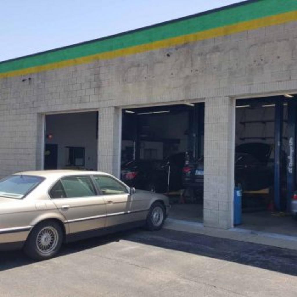 Gallery German Auto Repair, LLC Auto Repair Shop in Mount Prospect, IL