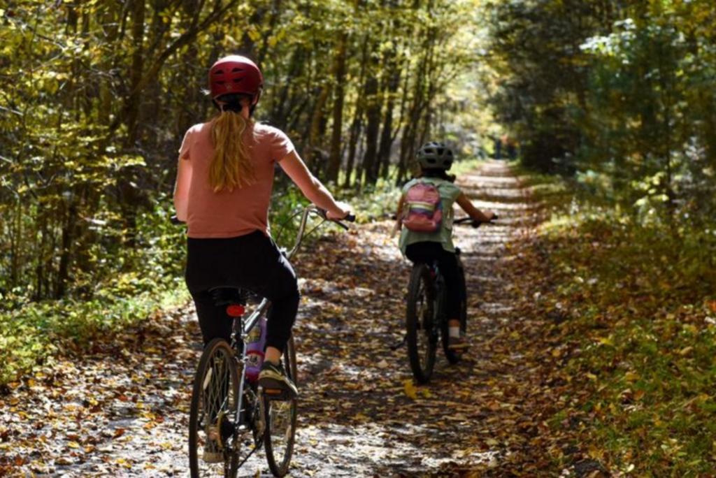 Gallery Adventure Damascus & Sundog Outfitter Bicycle Rental