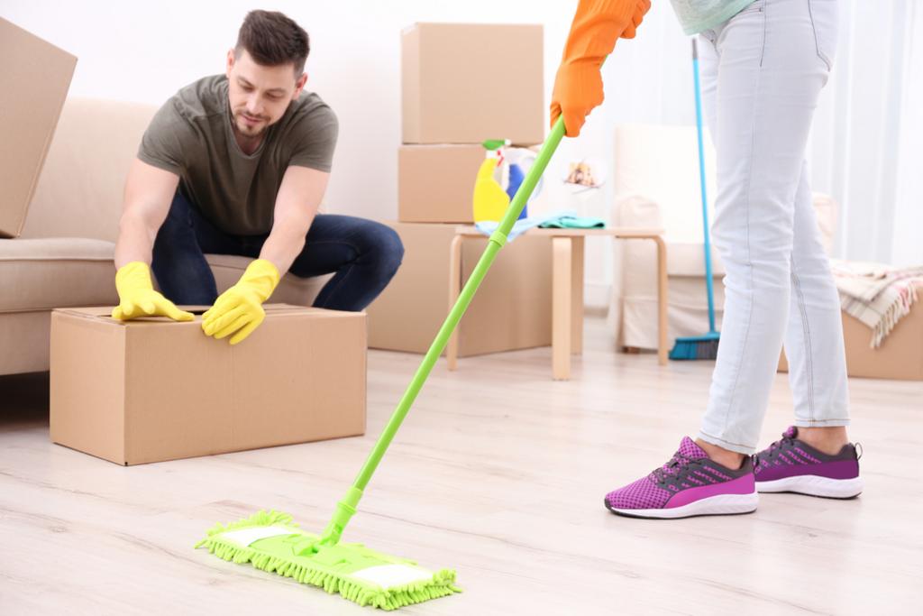 MOVE OUT CLEANING