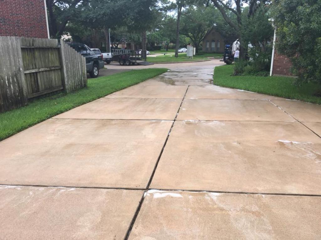 Pressure Washing in Tomball, TX