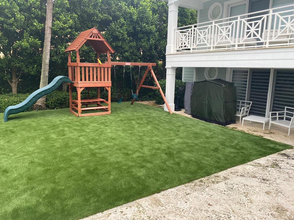 GALLERY Sustainable Turf Lawn Care Service in South Pasadena, FL