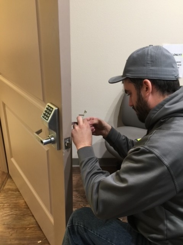 A Quick Key Locksmith in Waxahachie, TX