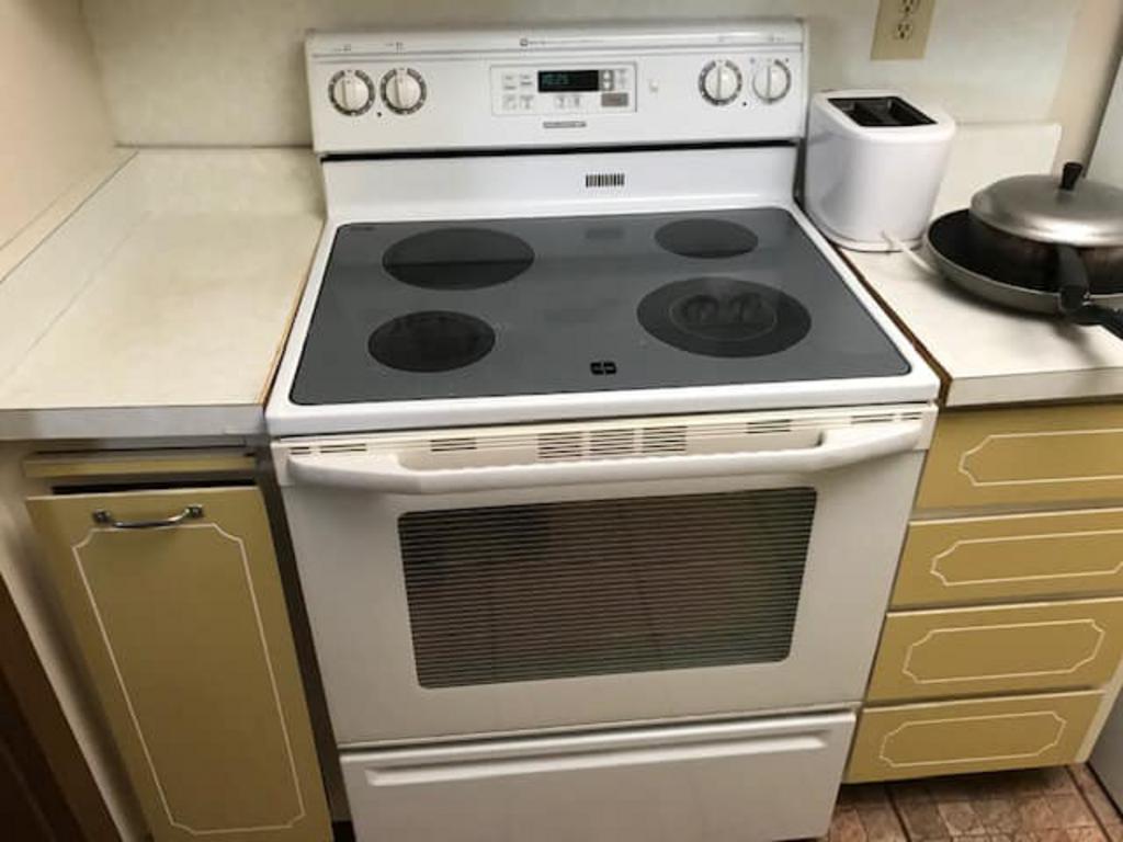 Julie and Joe's Estate Sales - BBB Accredited