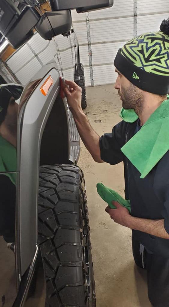 Lindstrom's Auto Detailing
