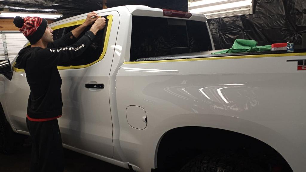 Lindstrom's Auto Detailing