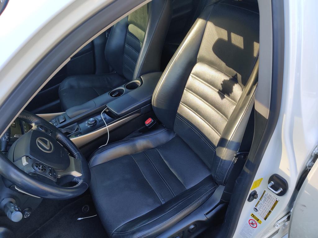 Leather Cleaning & Conditioner