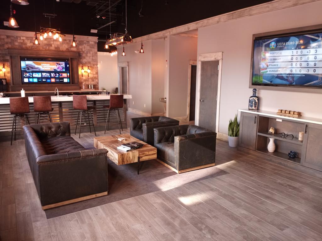 J&R Cleaning Professionals Commercial Cleaning Service in Wallington, NJ