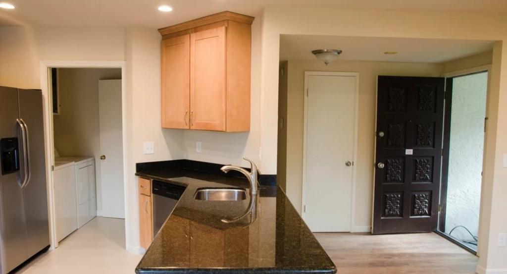 Kitchen & Front Entry