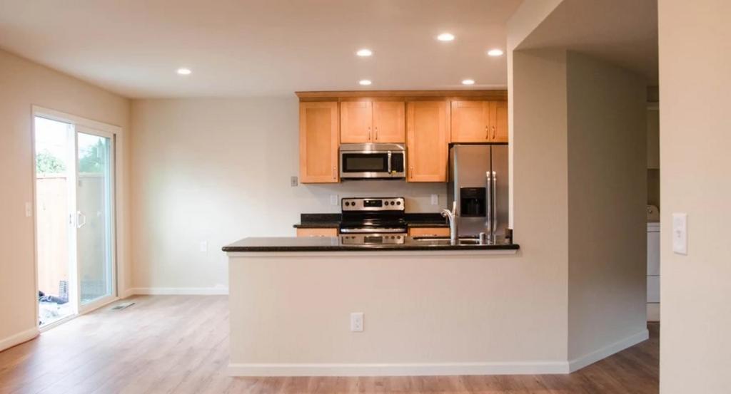 Kitchen & Living Room
