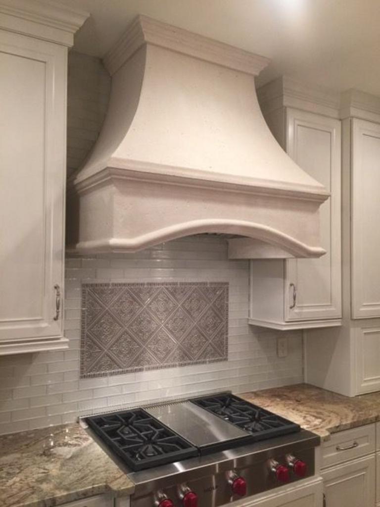 KITCHEN HOODS