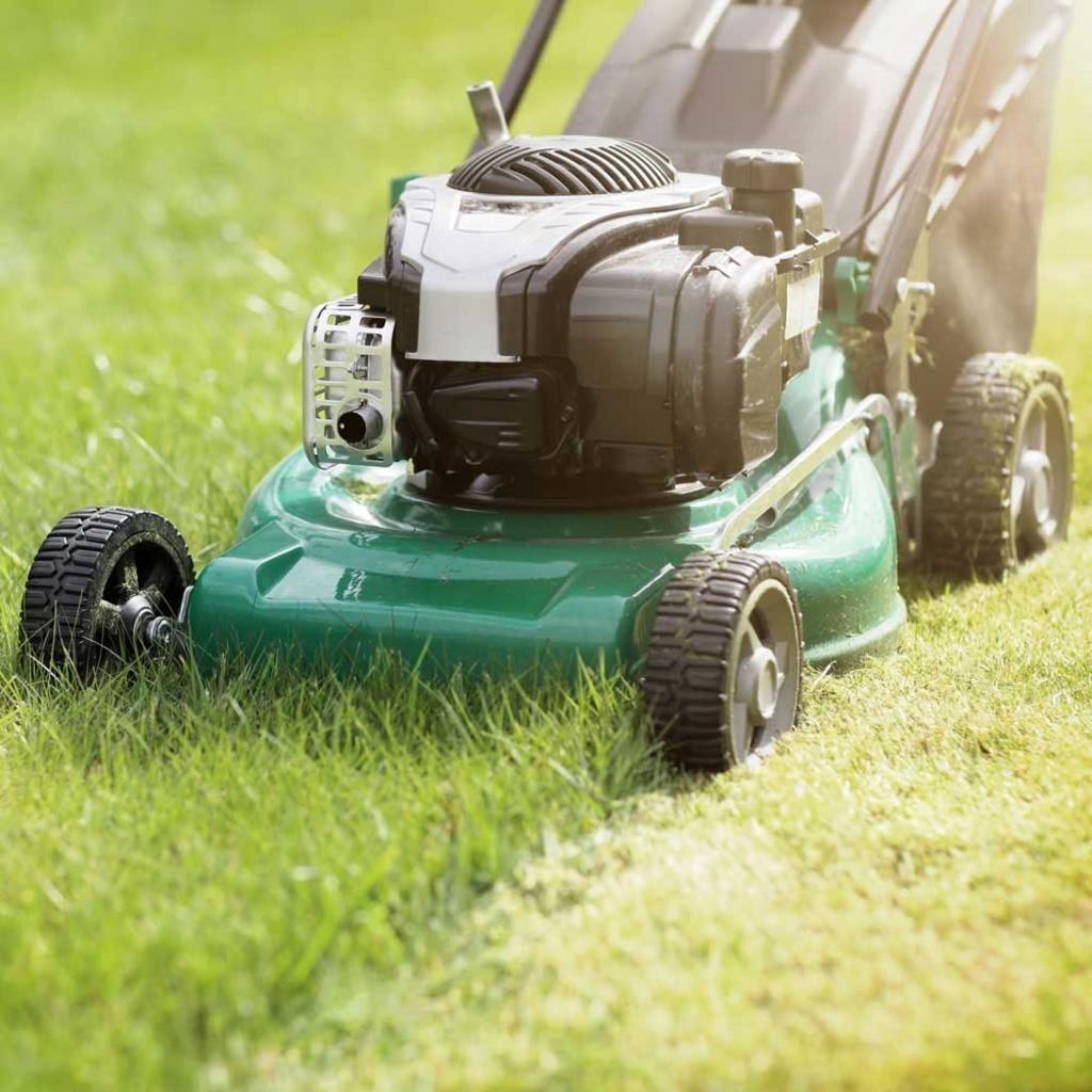 Residential Lawn Mowing