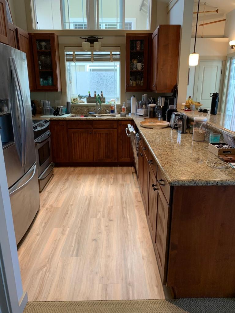 Vinyl Plank/Laminate