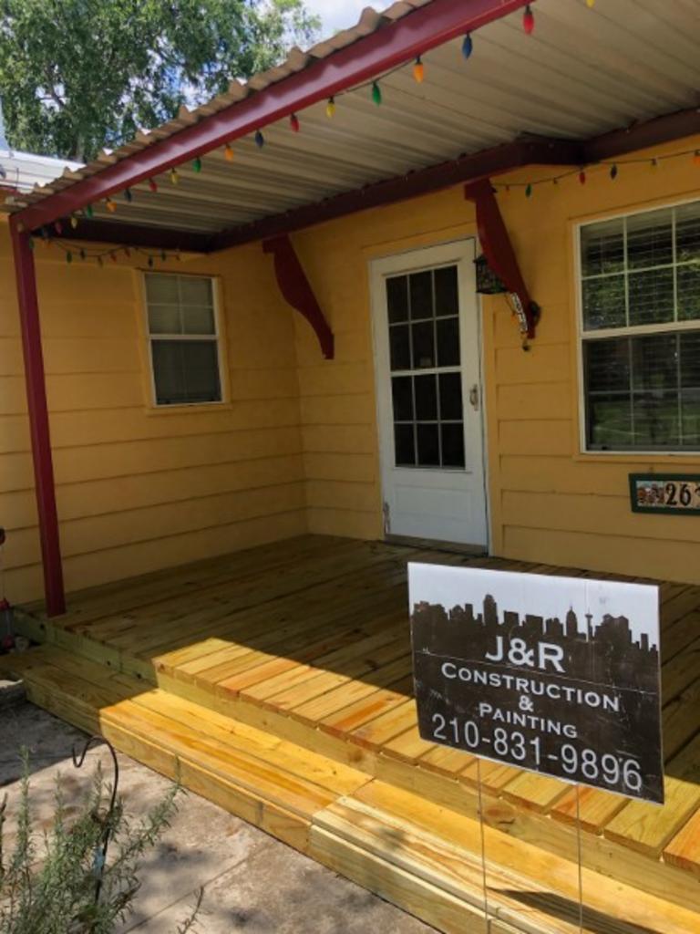 J & R Construction & Painting