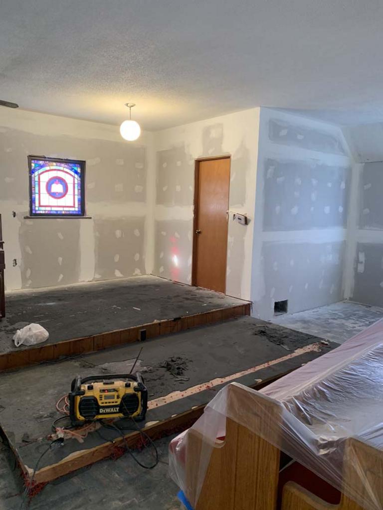 The Amazing Roofing & Construction LLC