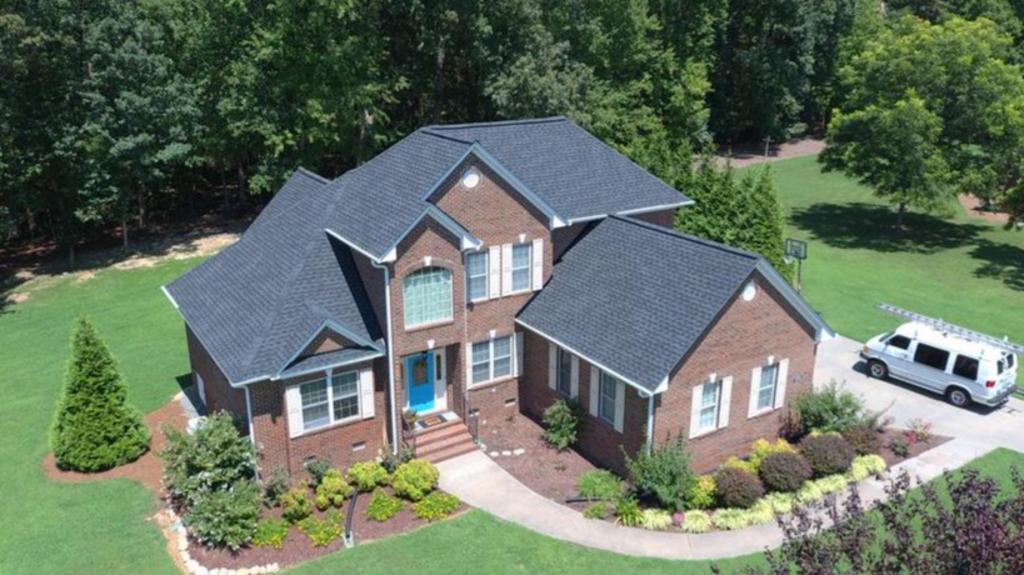  First Class Roofing, Inc.