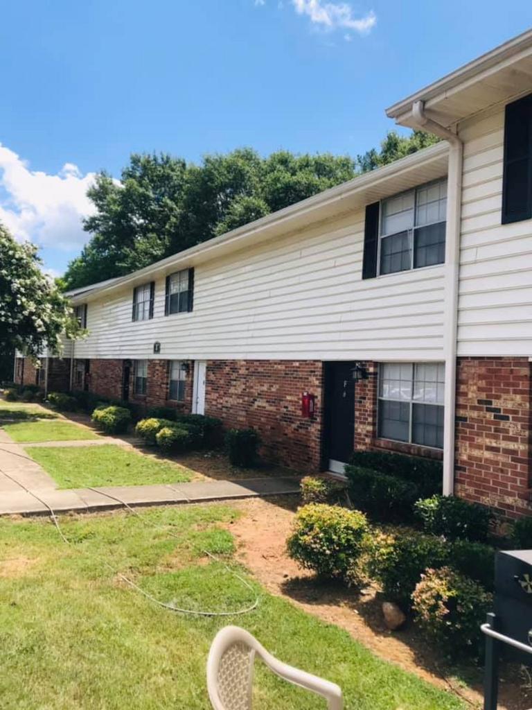 Young’s Pressure Washing Services LLC