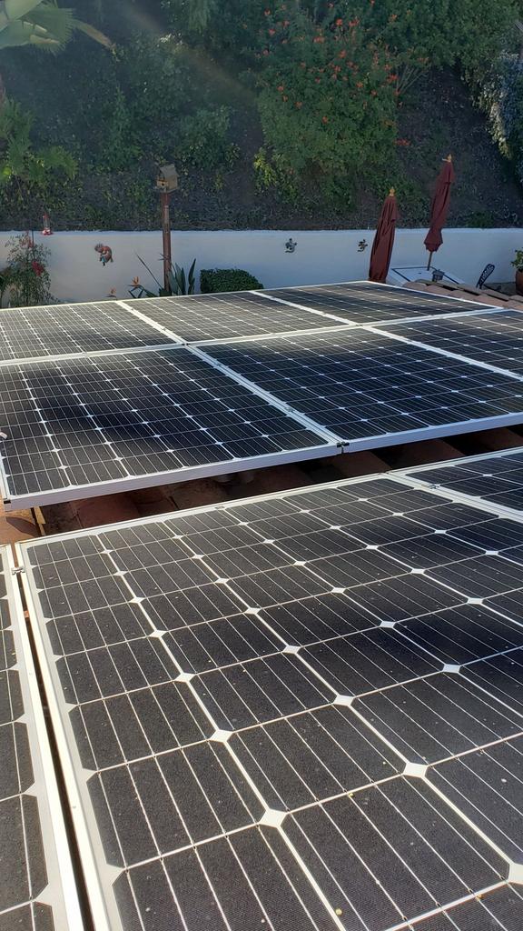 SLIC Windows & Solar Cleaning