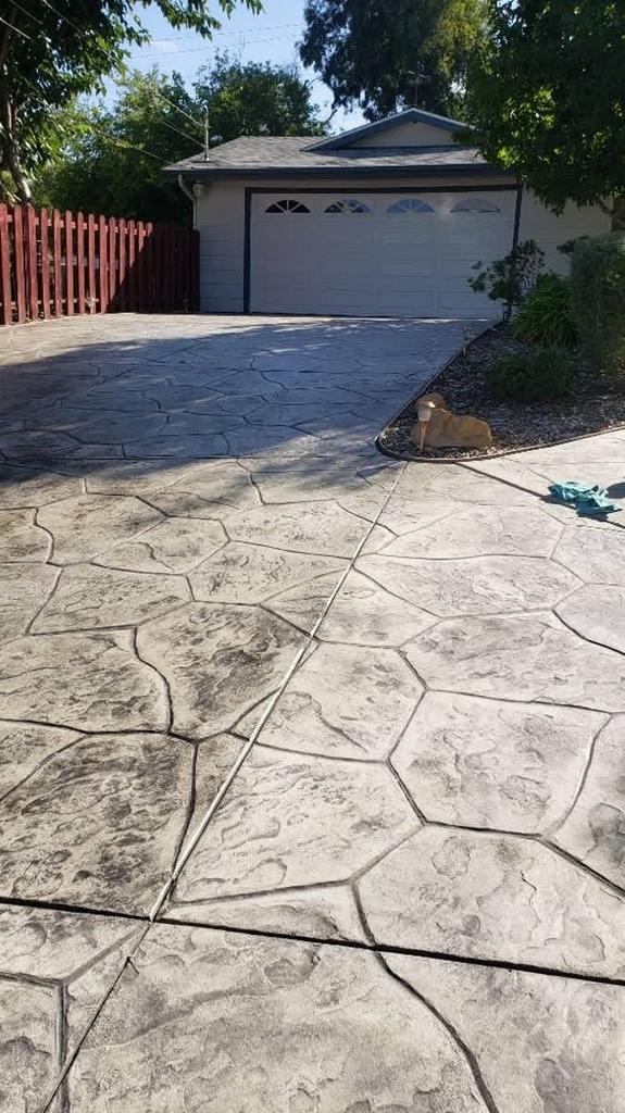 SLIC Windows & Solar Cleaning