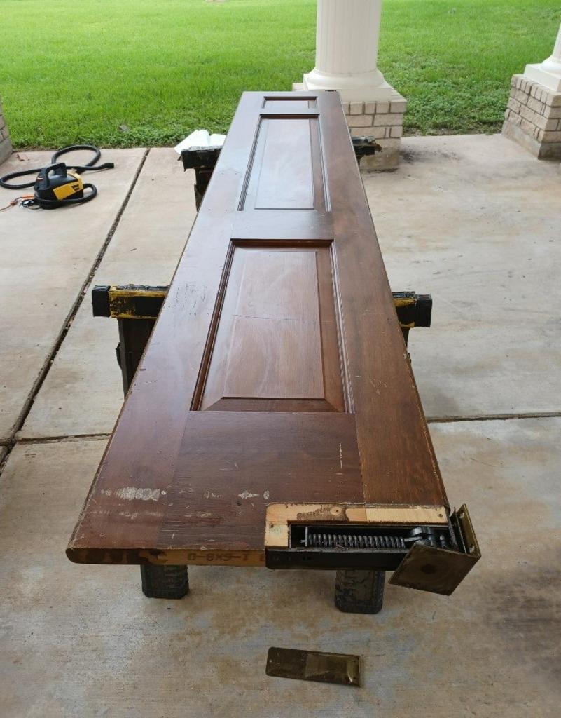 Roscoes Front Door Refinishing