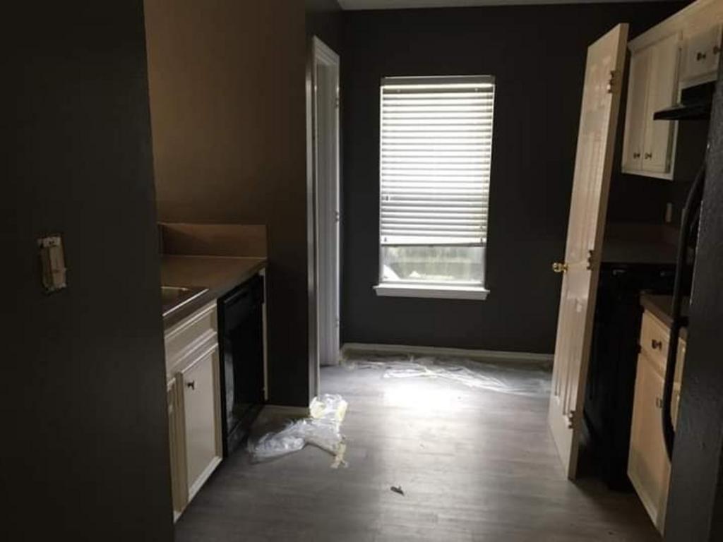 Roscoe's Front Door Refinishing & More LLC
