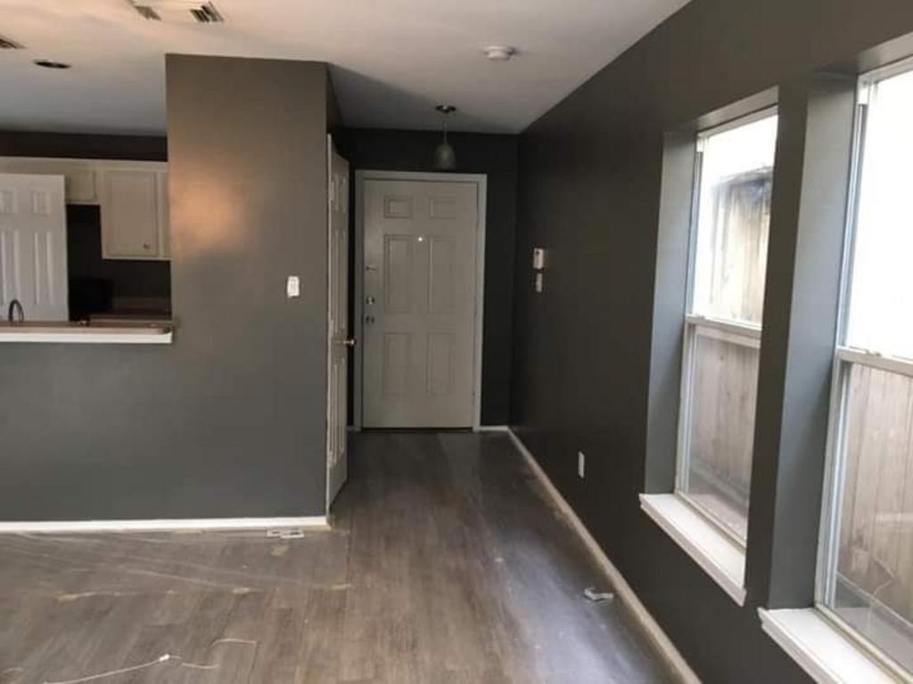 Roscoe's Front Door Refinishing & More LLC