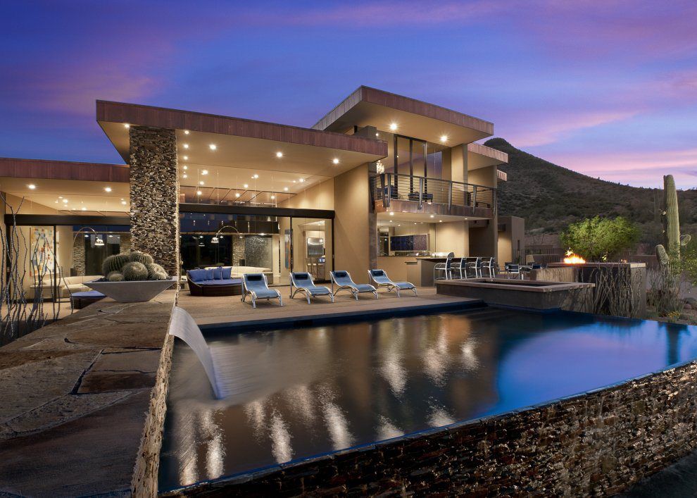 Delia SiFuentes Broker
