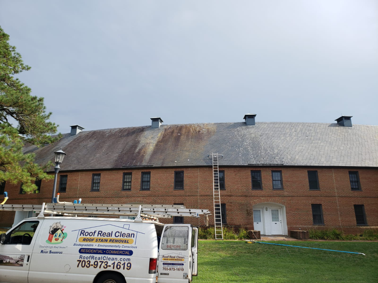 roof cleaning roof cleaning